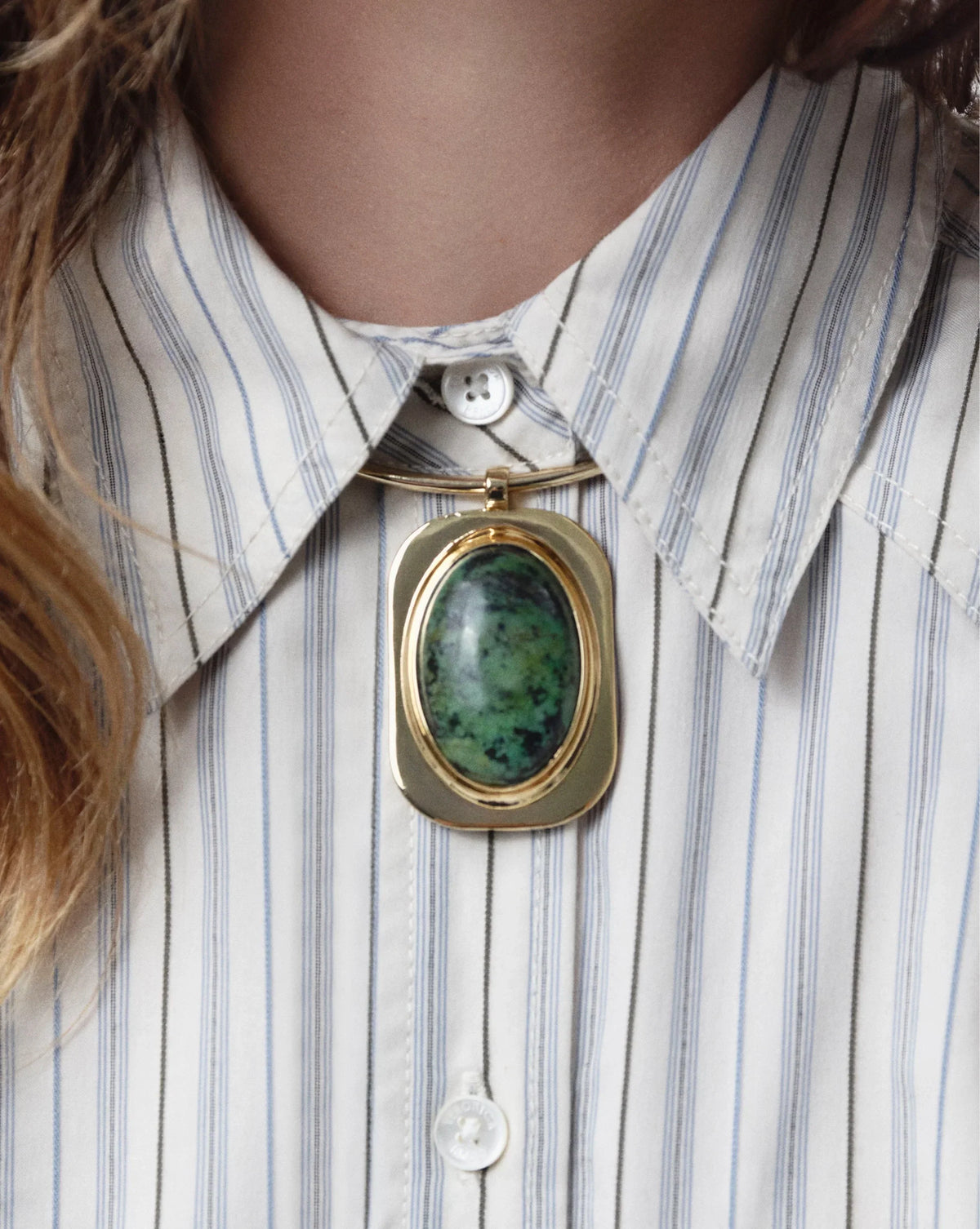 Turquoise Cabochon Collar Necklace - Image 4