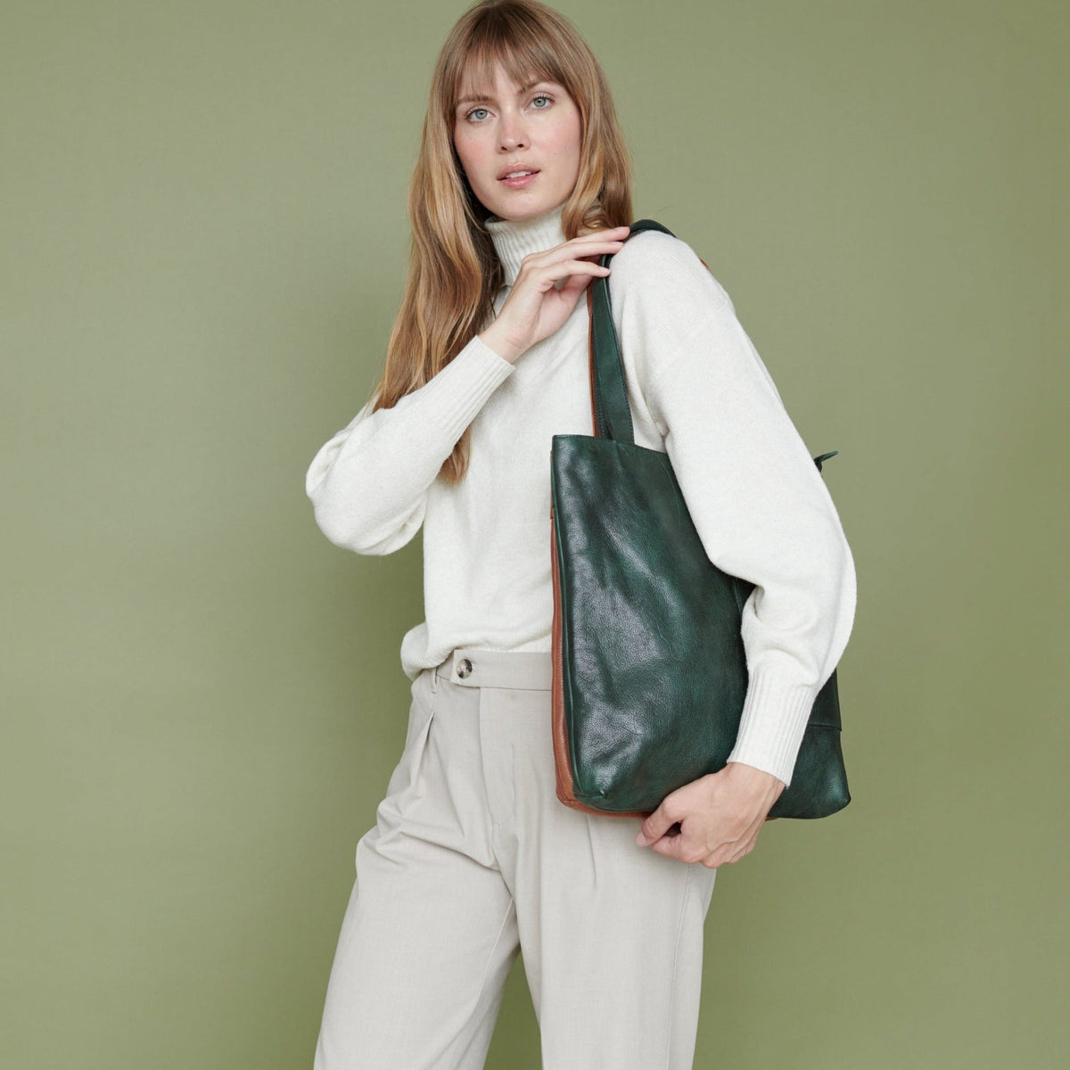 Leon Leather Tote Bag - Image 38