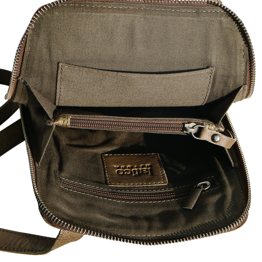 Lucy Leather Crossbody Bag - Image 9