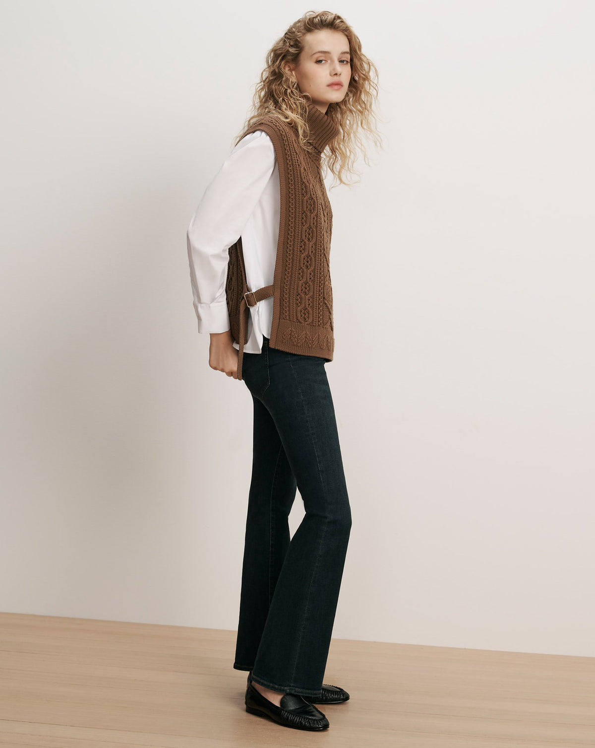 Bentleigh Merino Wool Vest - Image 3