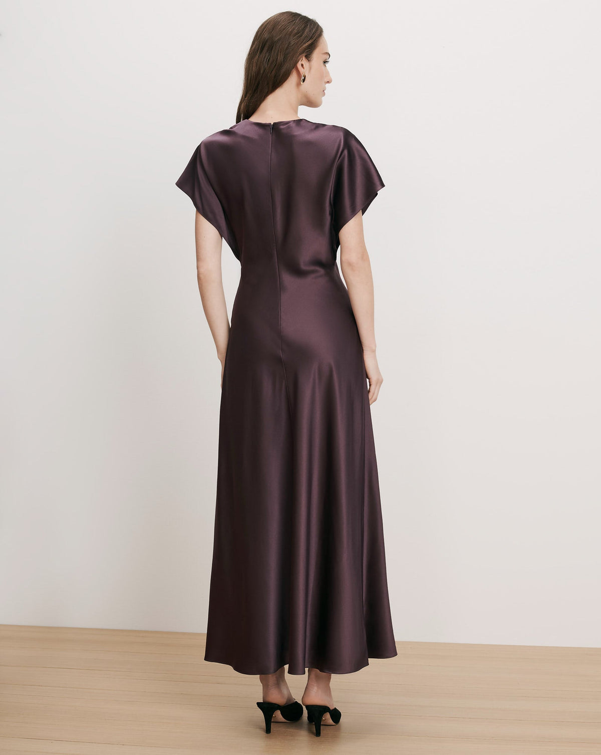 Redgrave V-Neck Midi Dress - Image 4