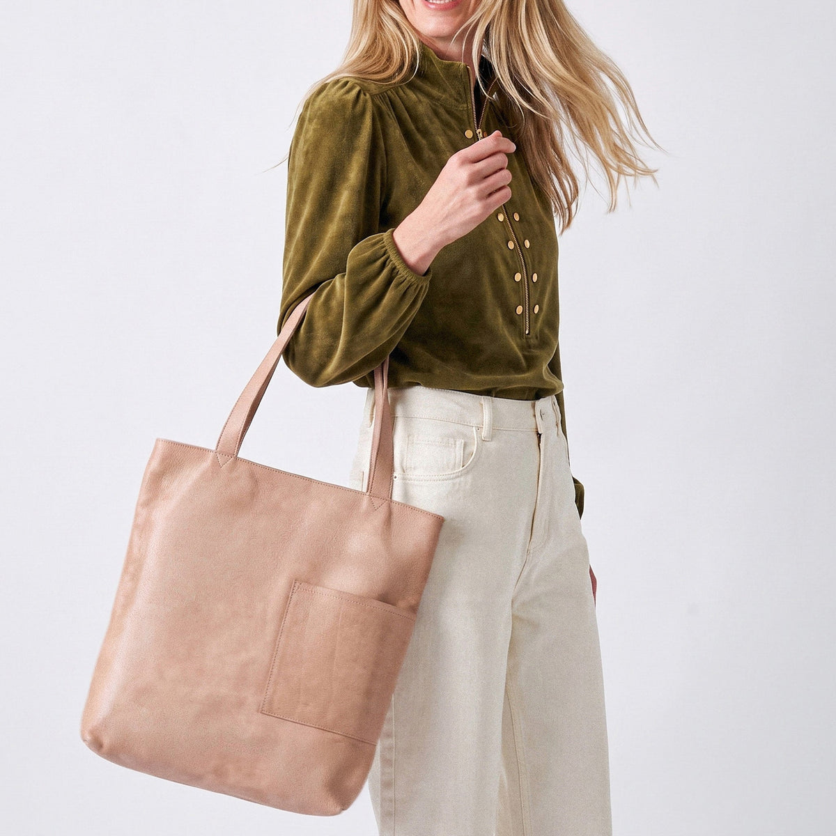 Leon Leather Tote Bag - Image 26