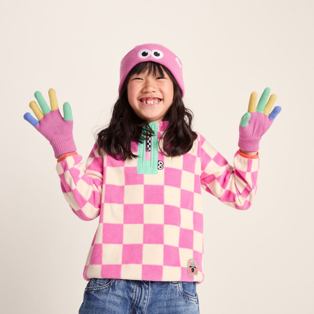 Adal Kids Shaun the Sheep Knit Gloves - Piglet Pink - Image 2