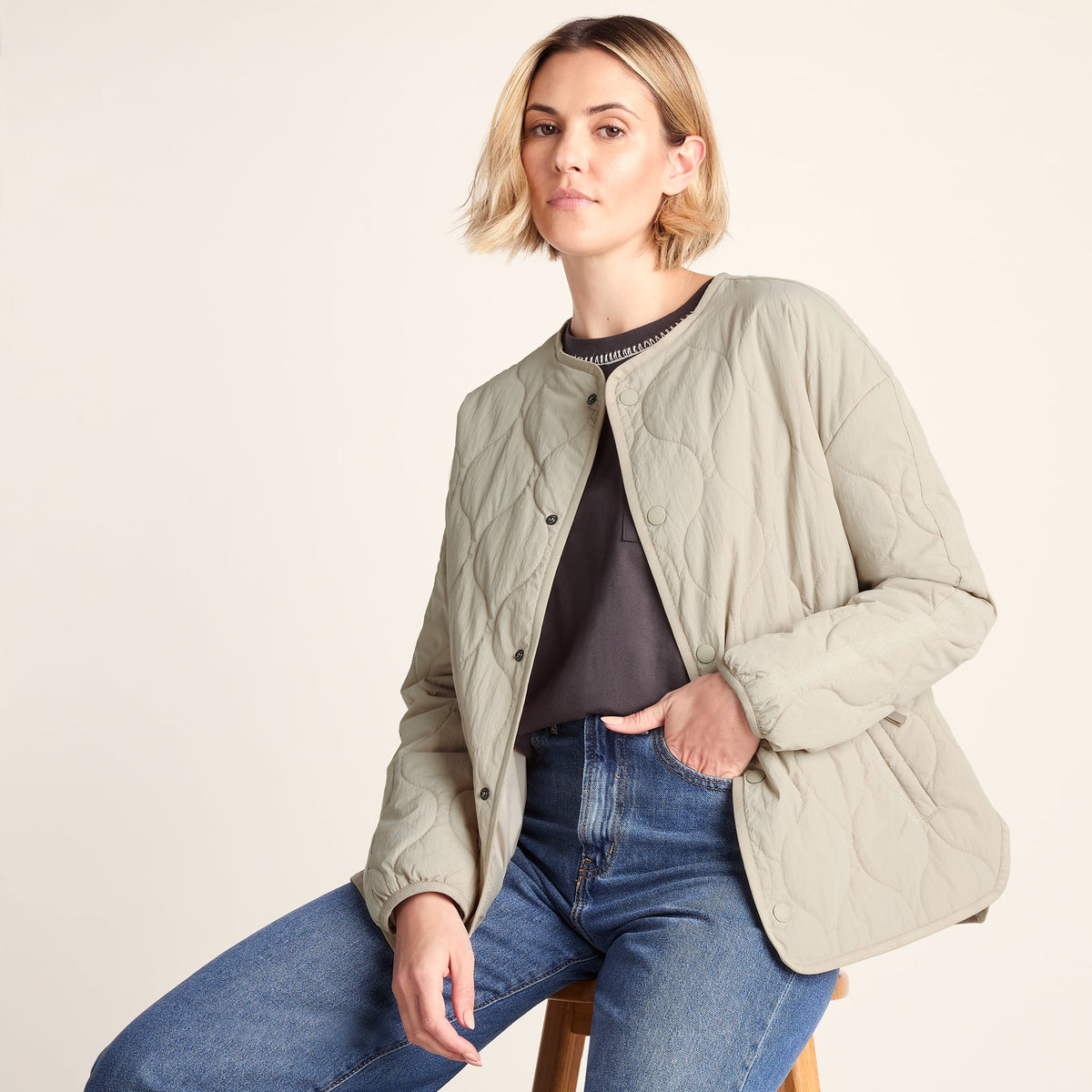 Cleadon Womens Relaxed Fit Shower Resistant Lightweight Insulated Jacket - Cool Beige - Image 4