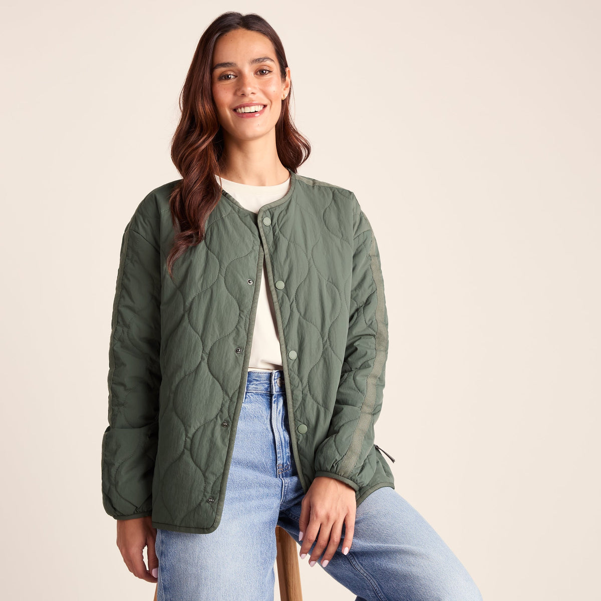 Cleadon Womens Relaxed Fit Shower Resistant Lightweight Insulated Jacket - Pale Khaki
