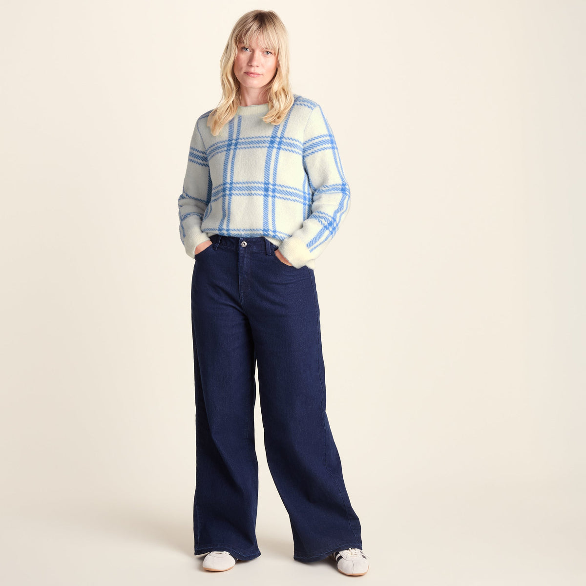 Delilah Womens Checked Chunky Knit Jumper - Vanilla & Cobalt Check - Image 3
