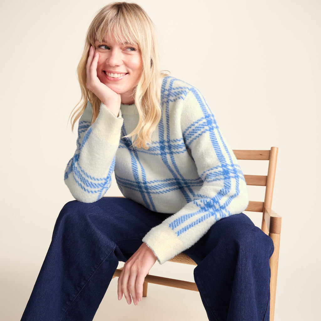 Delilah Womens Checked Chunky Knit Jumper - Vanilla & Cobalt Check - Image 5