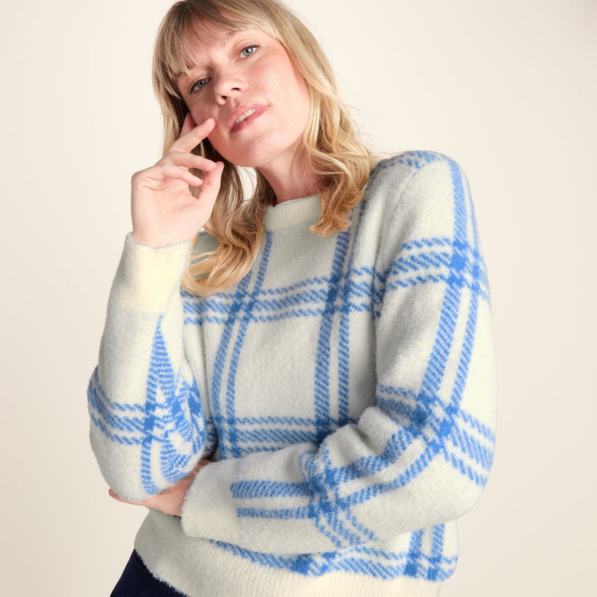 Delilah Womens Checked Chunky Knit Jumper - Vanilla & Cobalt Check - Image 6