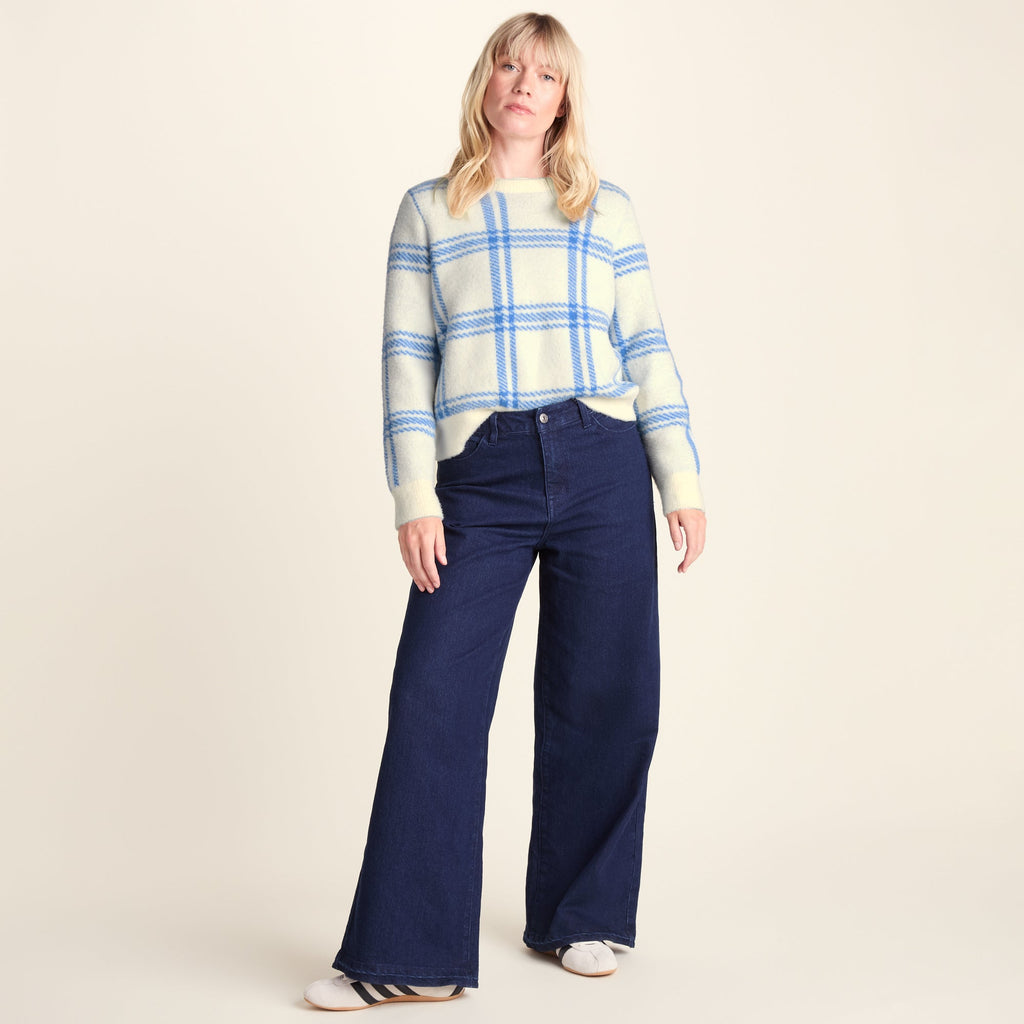 Delilah Womens Checked Chunky Knit Jumper - Vanilla & Cobalt Check - Image 7