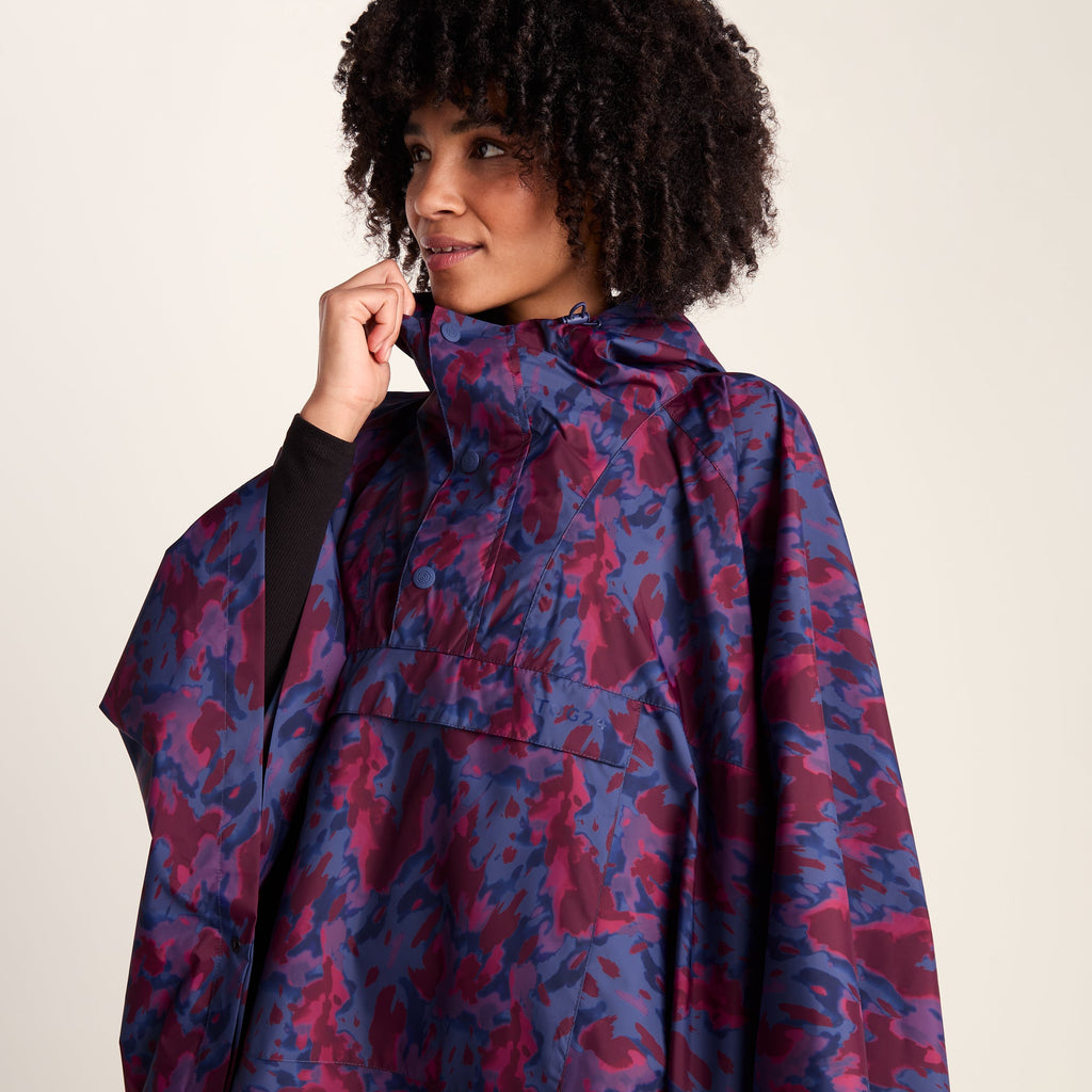 Drench Unisex Waterproof Poncho - Oxford Blue Abstract Print - Image 5