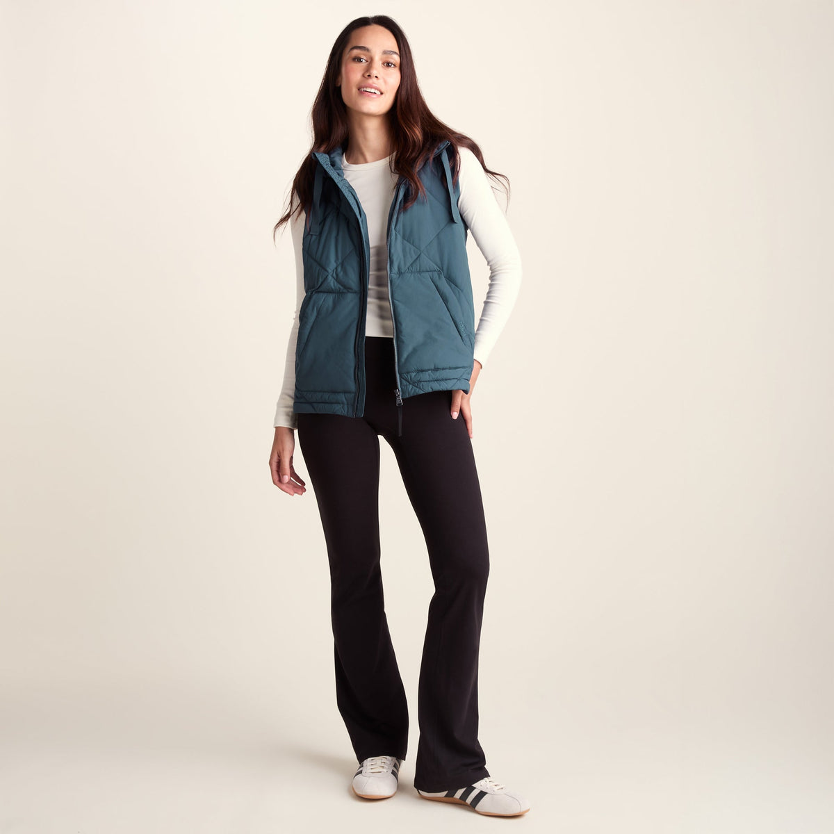 Fozard Womens Lightweight Insulated Quilted Gilet - Graphite - Image 2