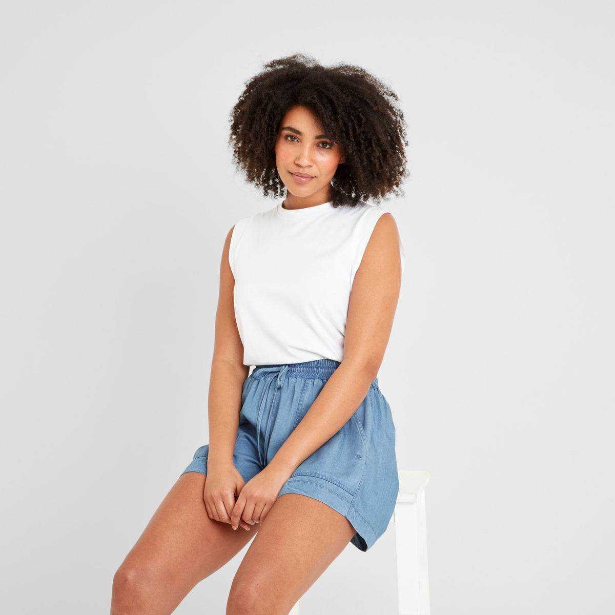 Jessica Womens Tencel Lyocel Shorts - Faded Indigo - Image 4