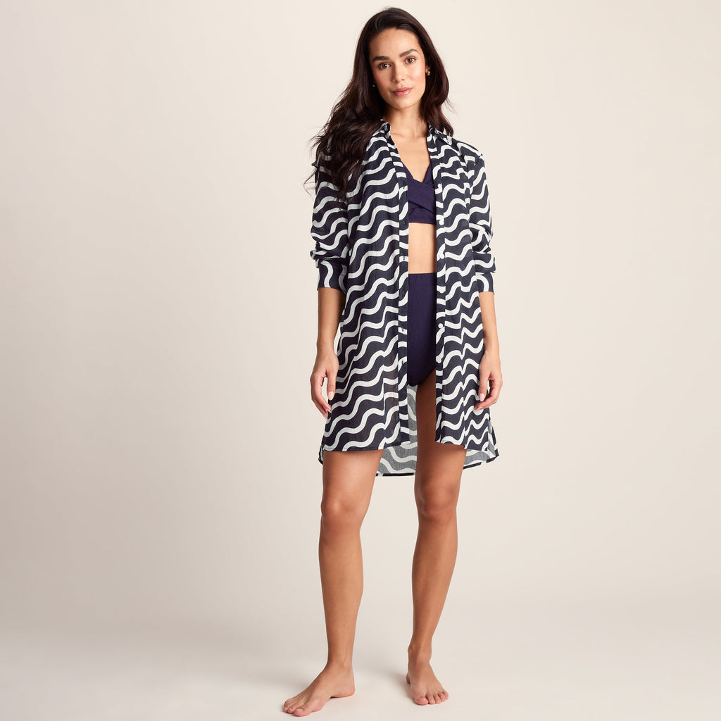 Kylie Womens Long Sleeve 100% Cotton Supersoft Shirt - Oxford Blue Wave Print - Image 2