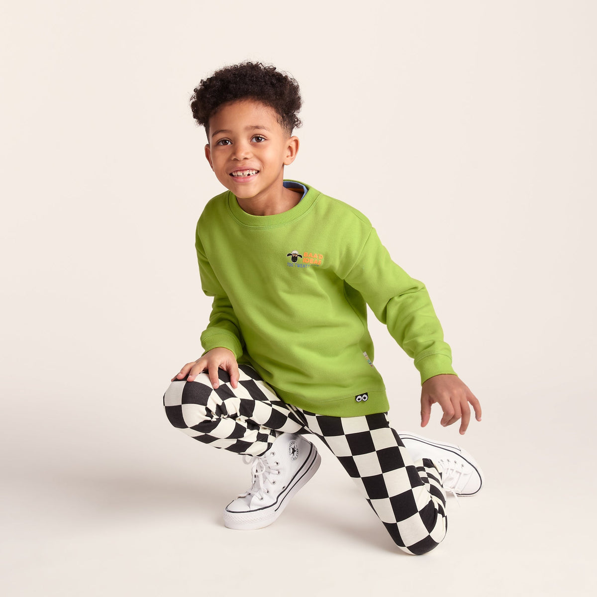 Montadale Kids Shaun the Sheep Crew Sweat - Lime Green - Image 4