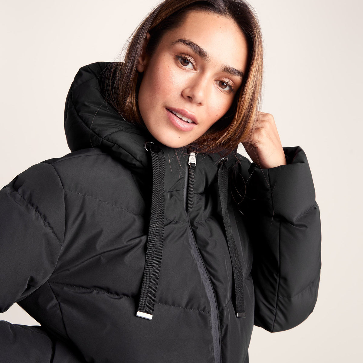 Raleigh Luxe Womens Shower Resistant Down Insulated Jacket - Black - Image 7