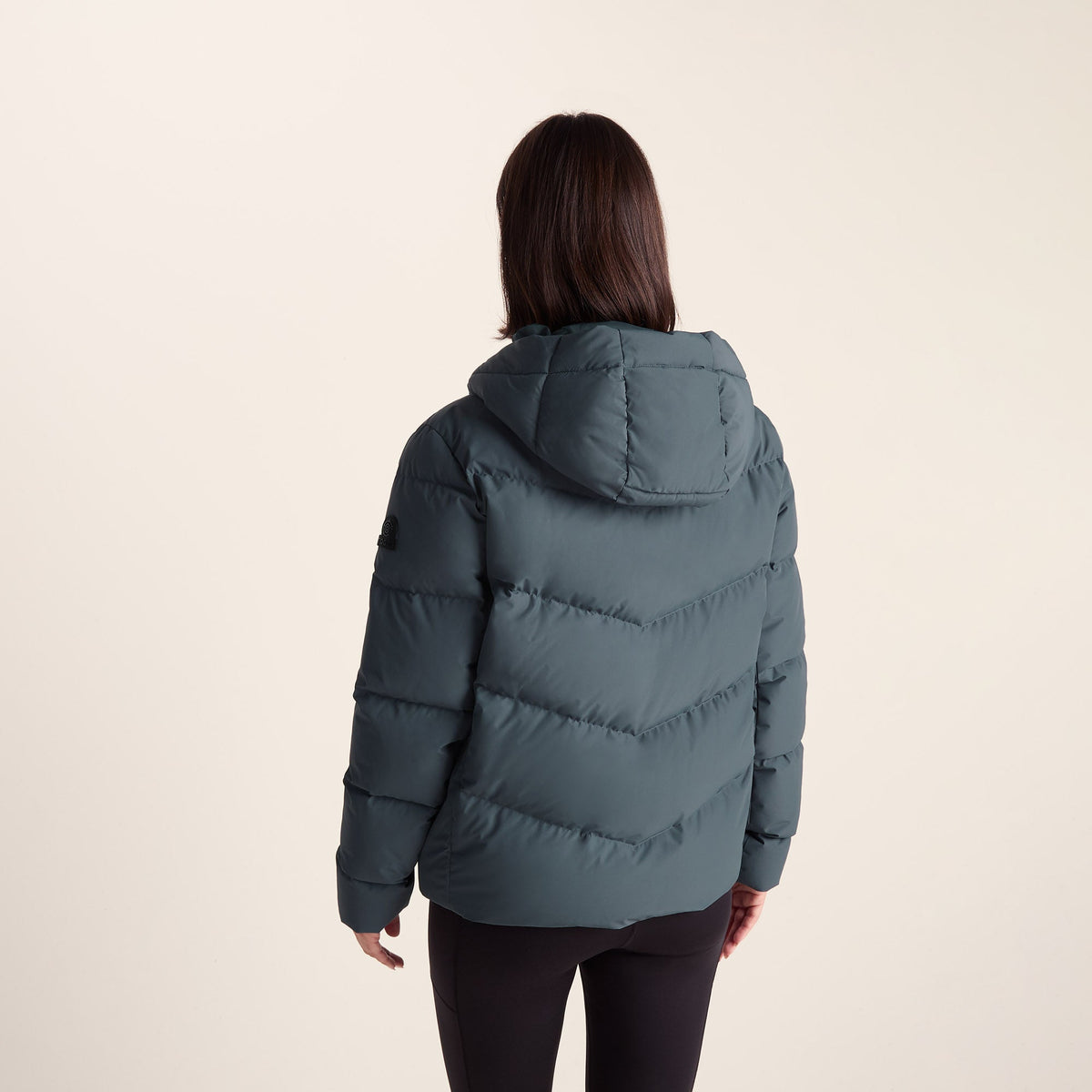 Raleigh Luxe Womens Shower Resistant Down Insulated Jacket - Graphite - Image 4