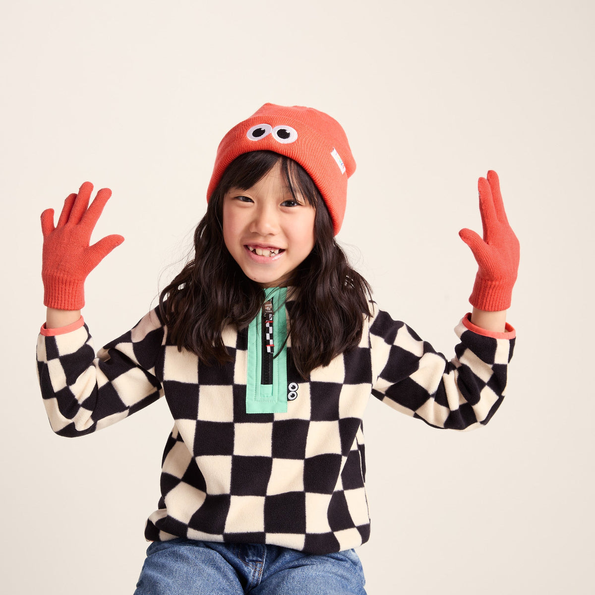 Soay Kids Shaun the Sheep Knit Gloves - Satsuma Orange - Image 4