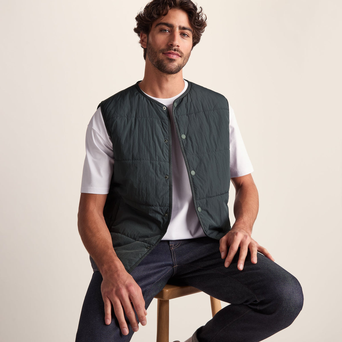 Sutterby Mens Shower Resistant Insulated Gilet - Deep Slate - Image 4