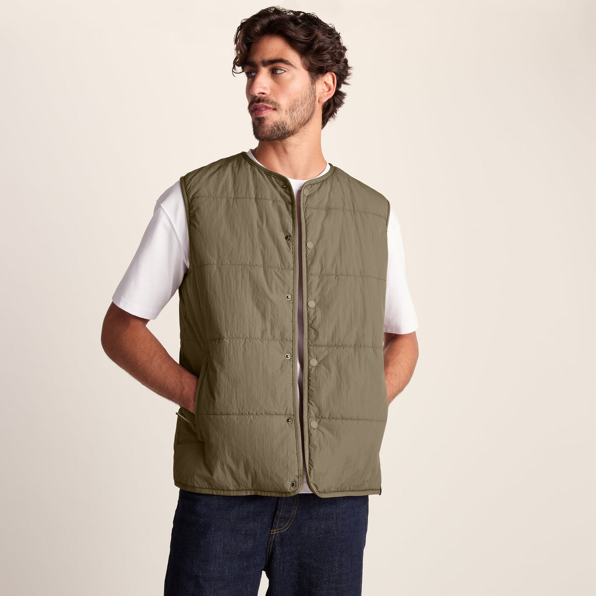 Sutterby Mens Shower Resistant Insulated Gilet - Mushroom - Image 6