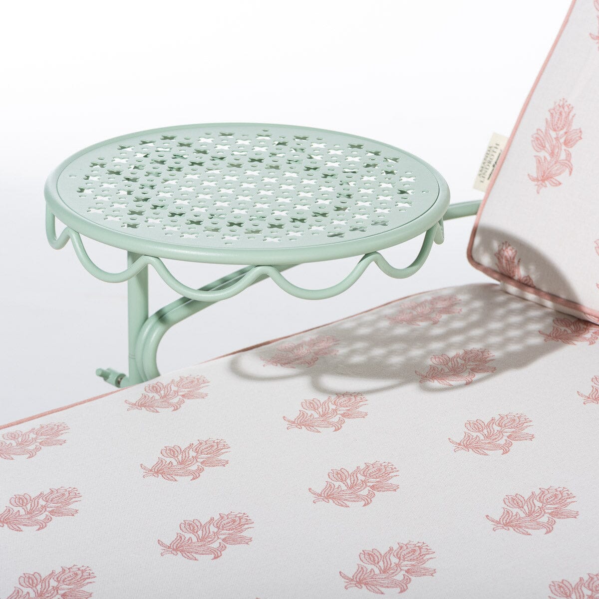 The Al Fresco Sun Lounger by Amanda Lindroth - Image 3