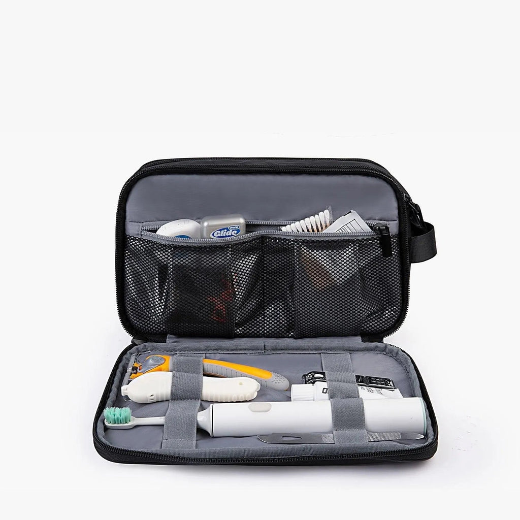 On-road Toiletry Bag - Image 15