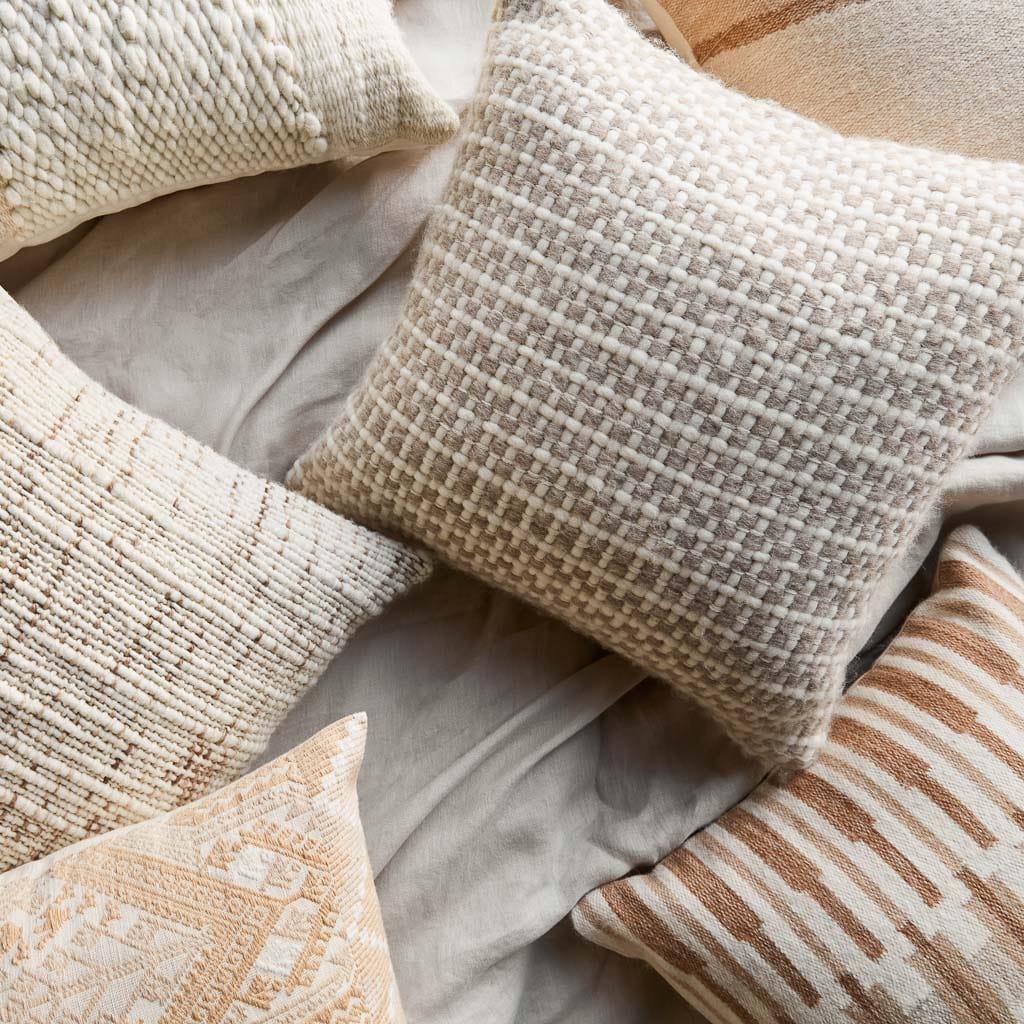 Aventura Pillow - Image 2