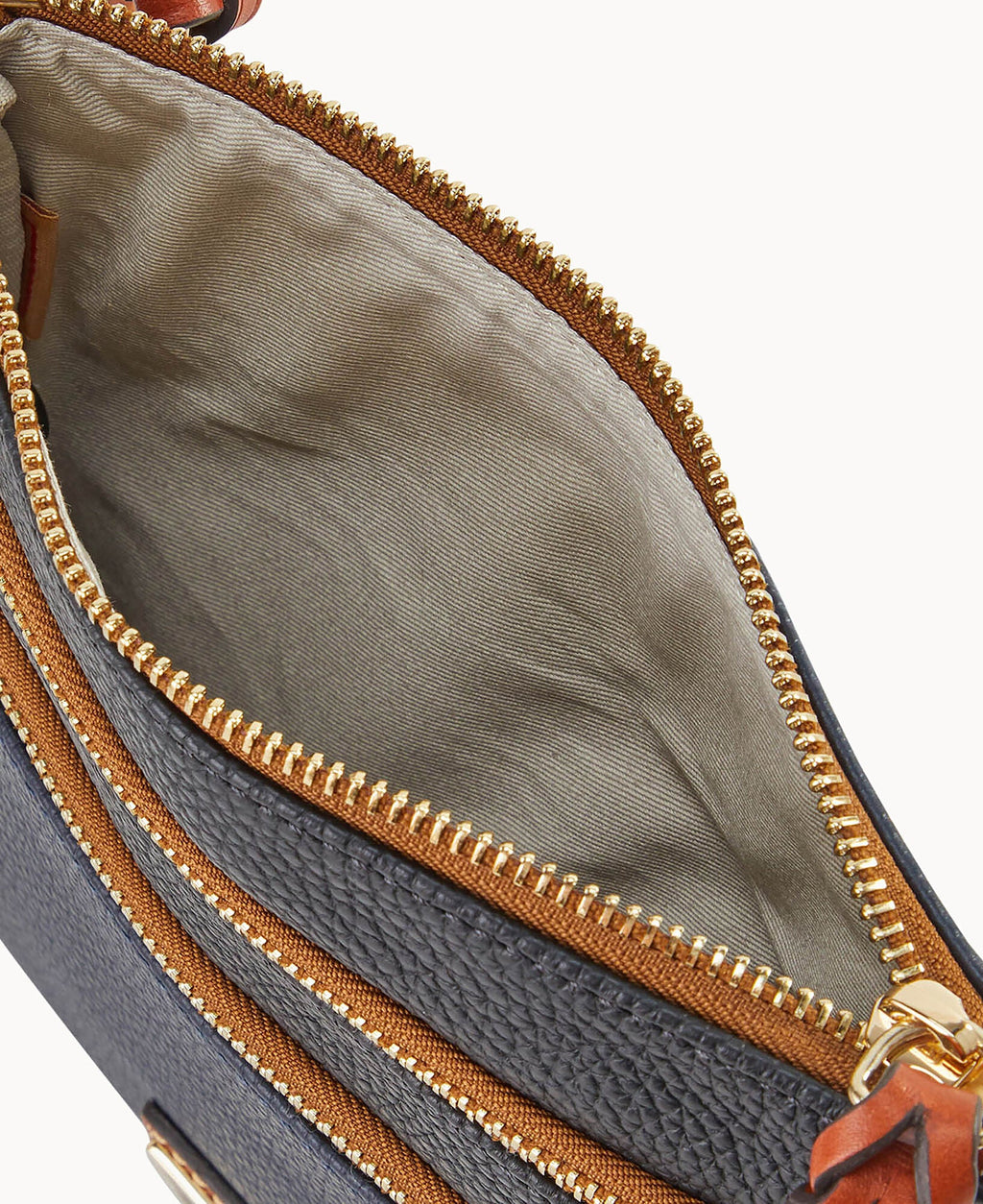 NFL Patriots Triple Zip Crossbody - Image 3