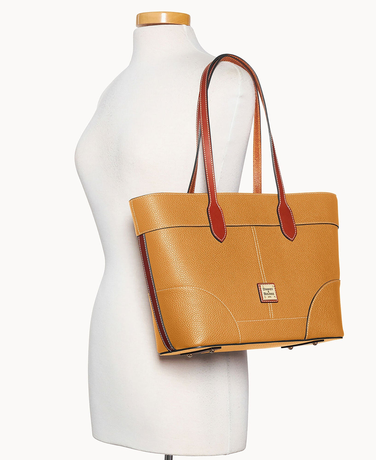 Pebble Grain Tote - Image 44