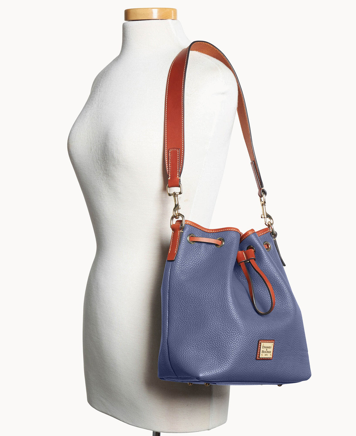 Pebble Grain Drawstring - Image 36