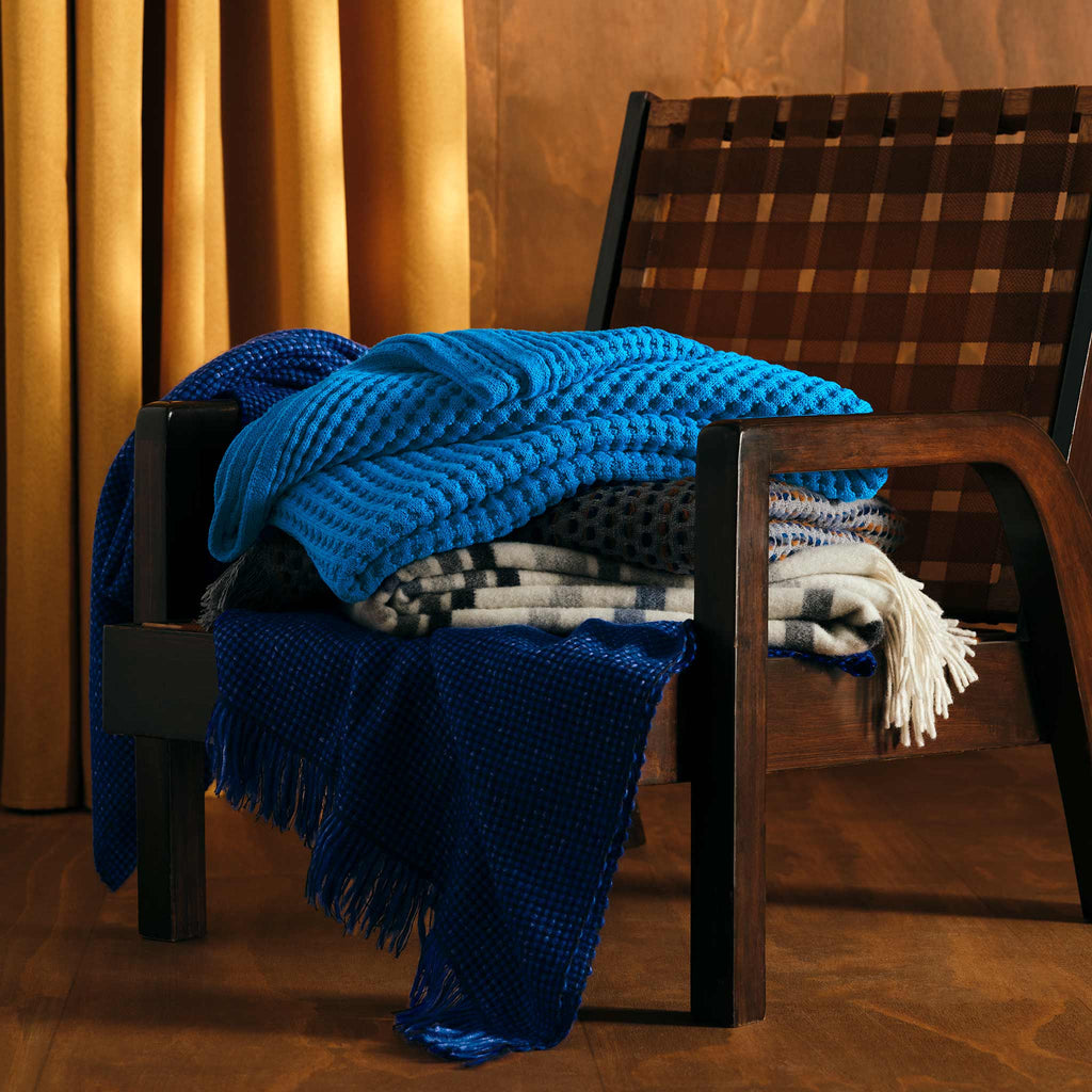 Chunky Waffle Knit Throw Blanket - Image 11