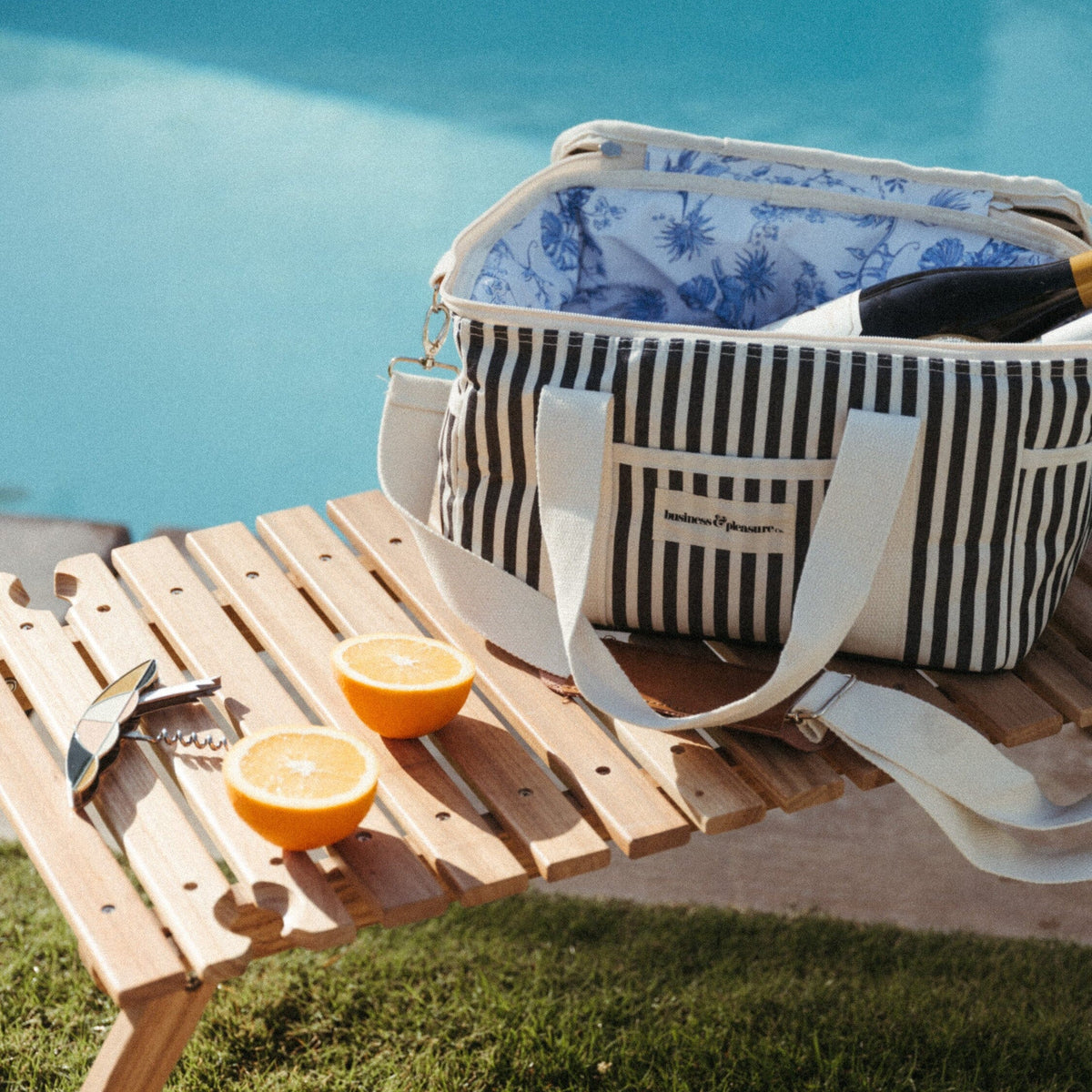 The Premium Cooler Bag - Image 7