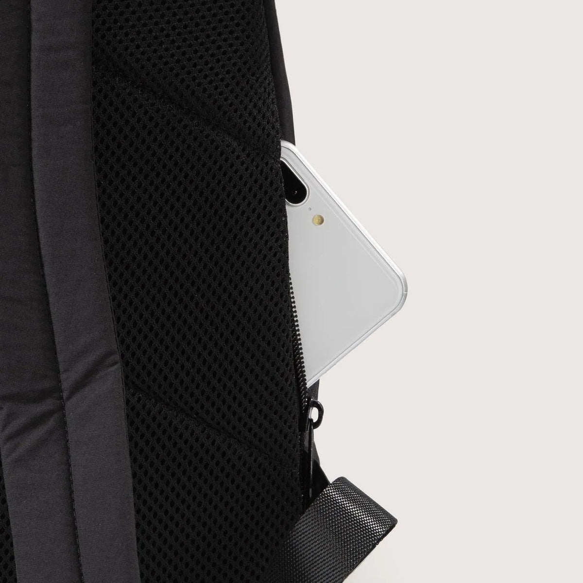 Zoraesque 14L Featherlight 13.3 Inch Backpack - Image 23