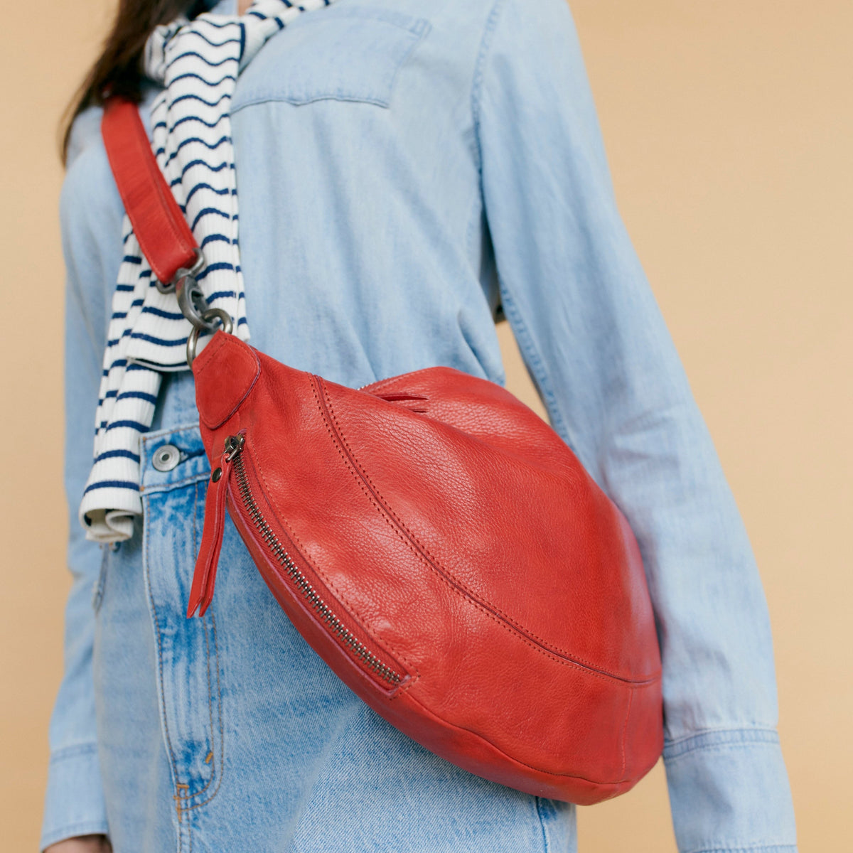 Callie Leather Sling Bag - Image 39