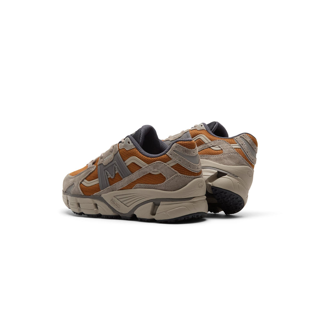 Karhu Super Fulcrum (Gray Flannel/Subterranean) - Image 5