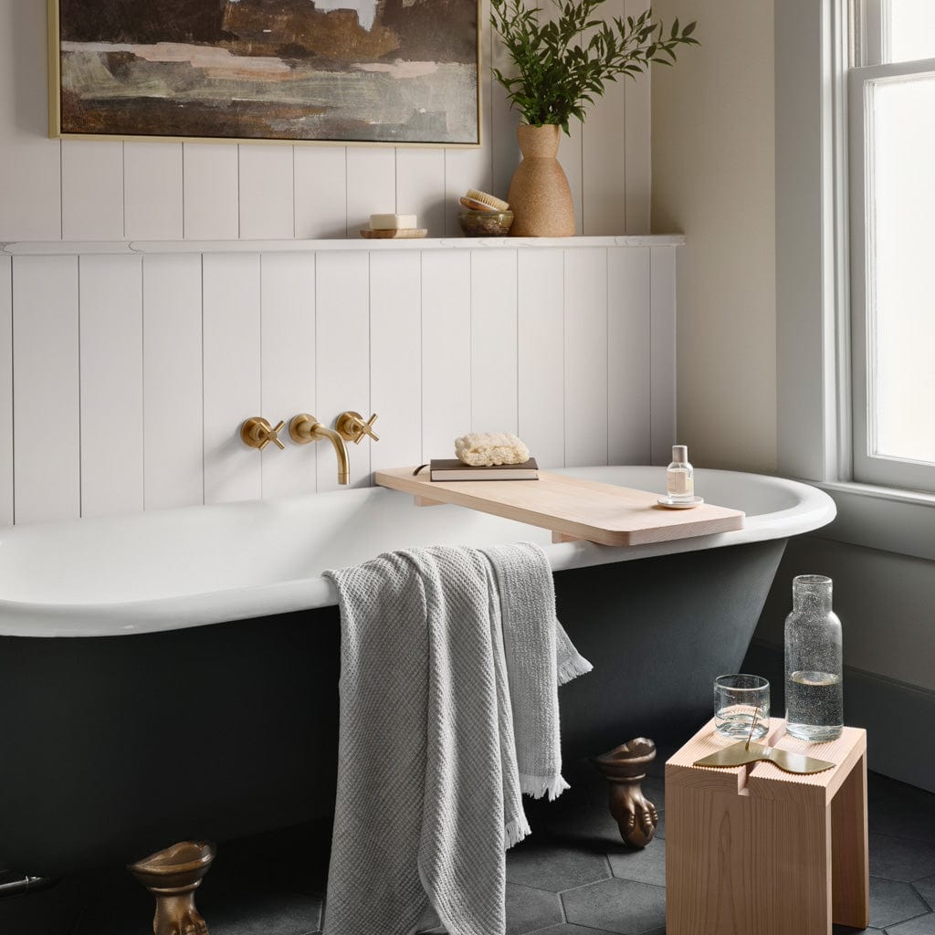 Hinoki Wood Bath Caddy - Image 8