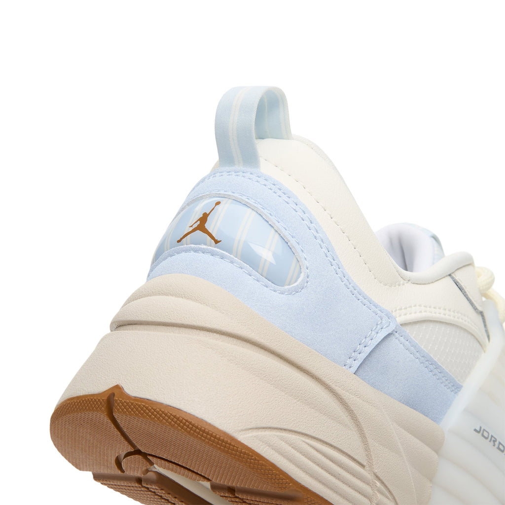 Air Jordan Trunner O/S (Sail/Lt British Tan-Cream Ii) - Image 9