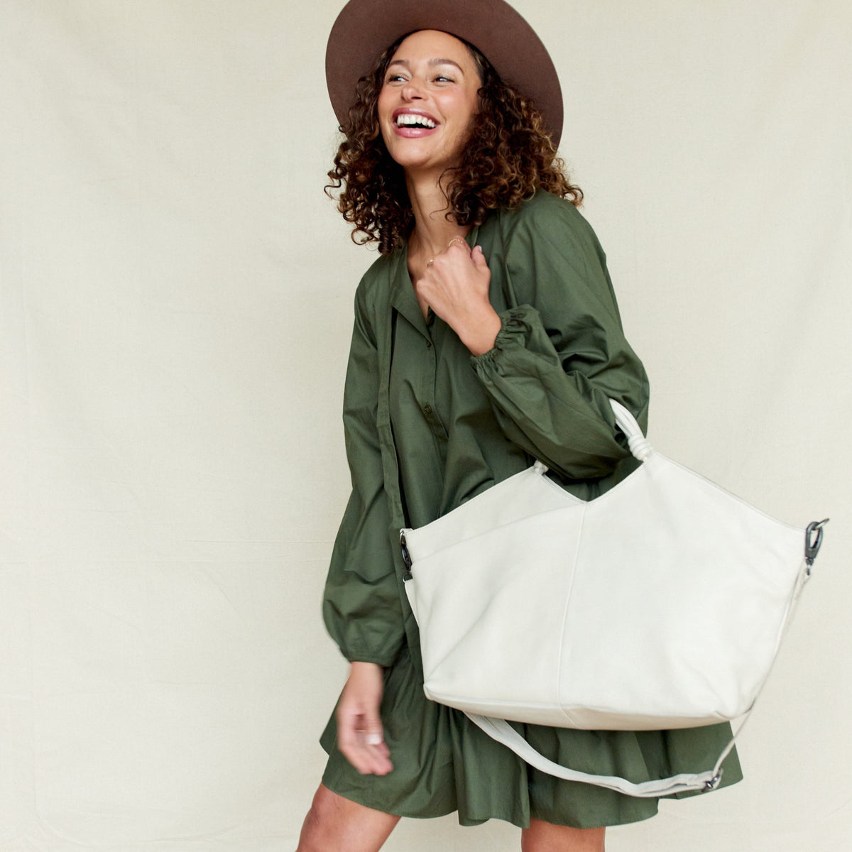 Nelly Leather Crossbody Bag - Image 22