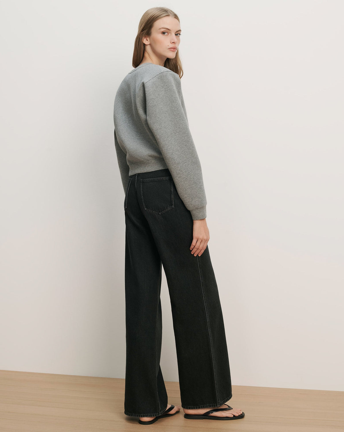 Beaumont Embroidered Sweatshirt - Image 4