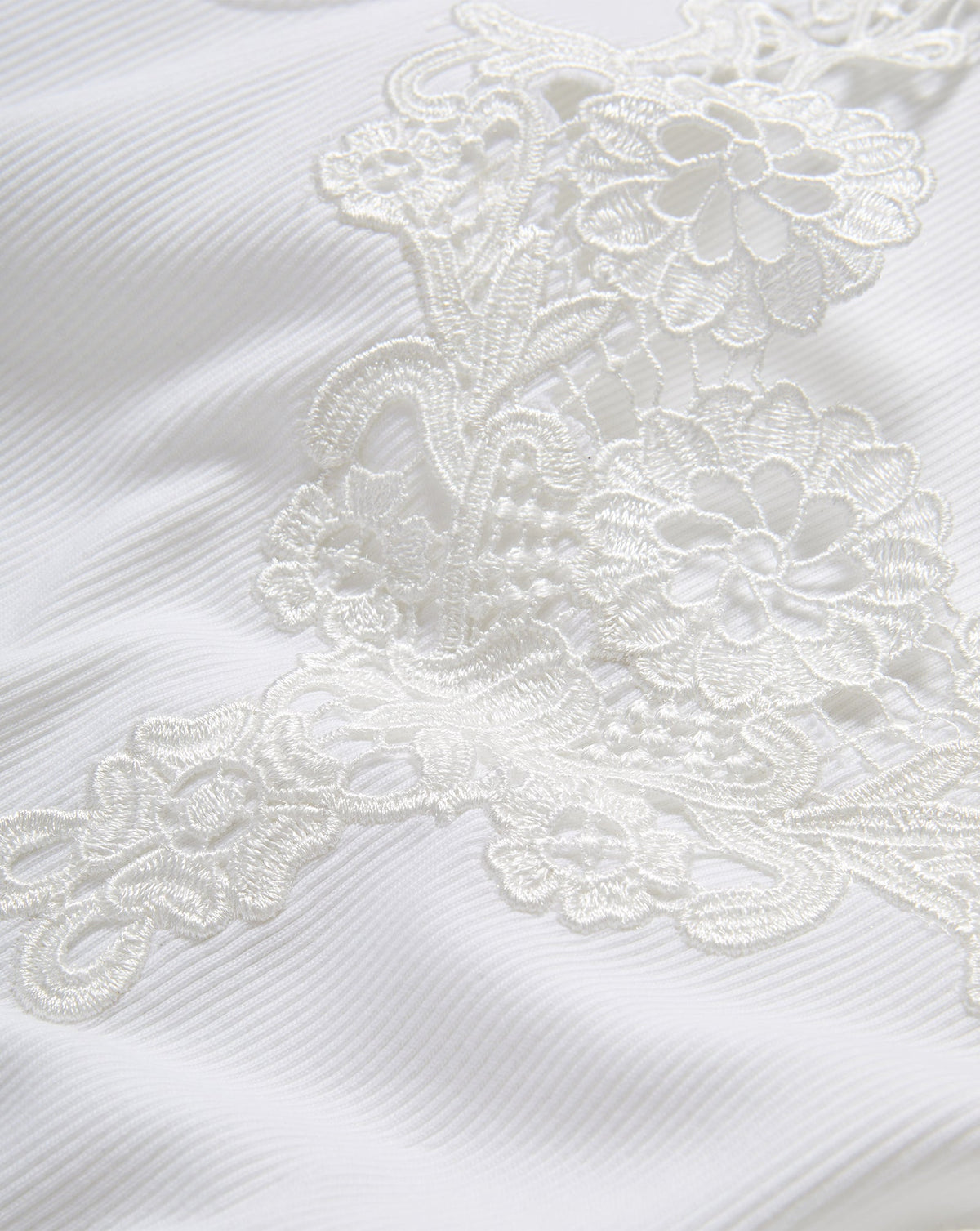 Narcisa Embroidered Tank Top - Image 3