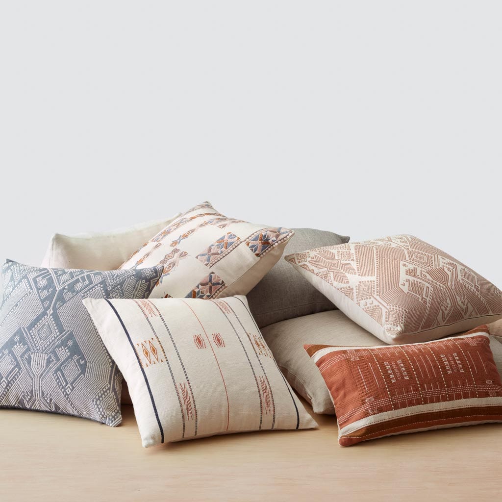 Mora Lumbar Pillow - Image 3