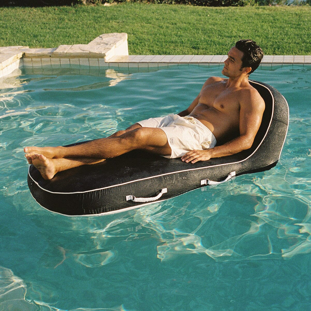 The Pool Lounger - Image 2