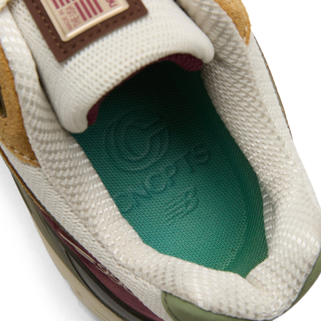 CNCPTS x New Balance 990v4 “Patina" (Pumpernickel/Dark Olivine) - Image 10