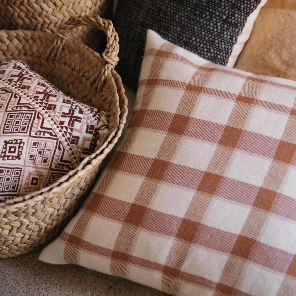 Verbena Pillow - Image 6
