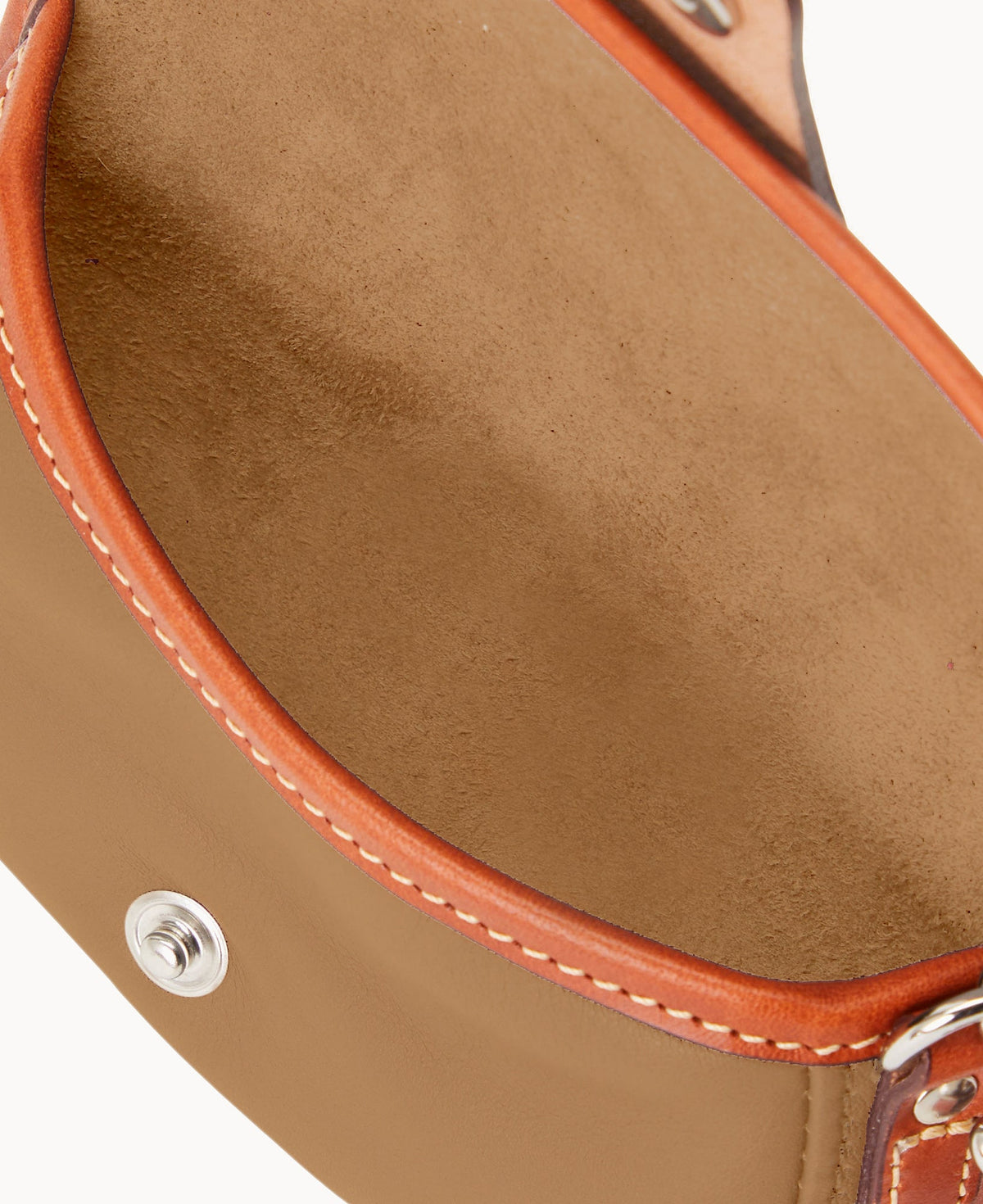 Oncour Elba Flap Wristlet - Image 71