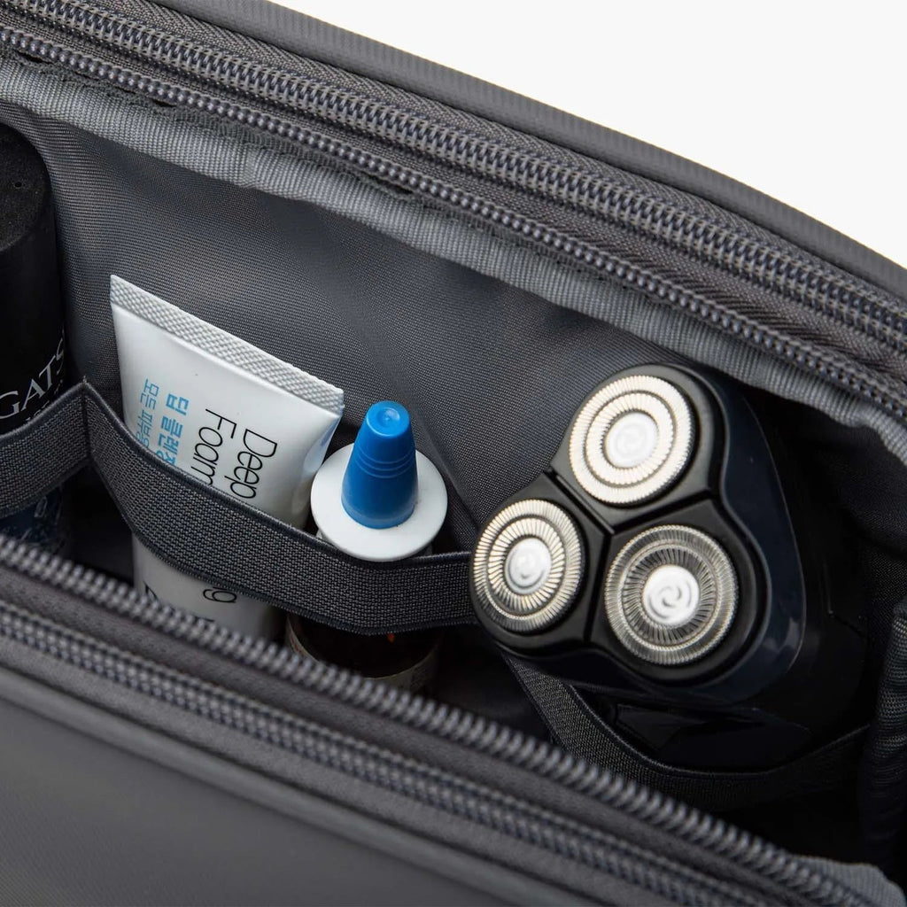 On-road Toiletry Bag - Image 27