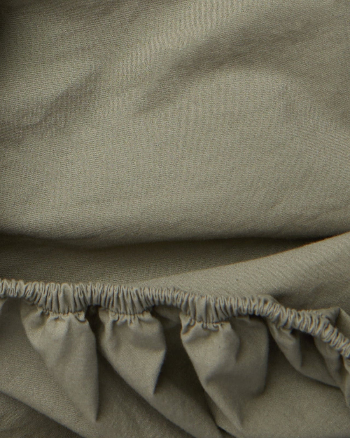 Brushed Cotton Fitted Sheet (Moss) - Image 3