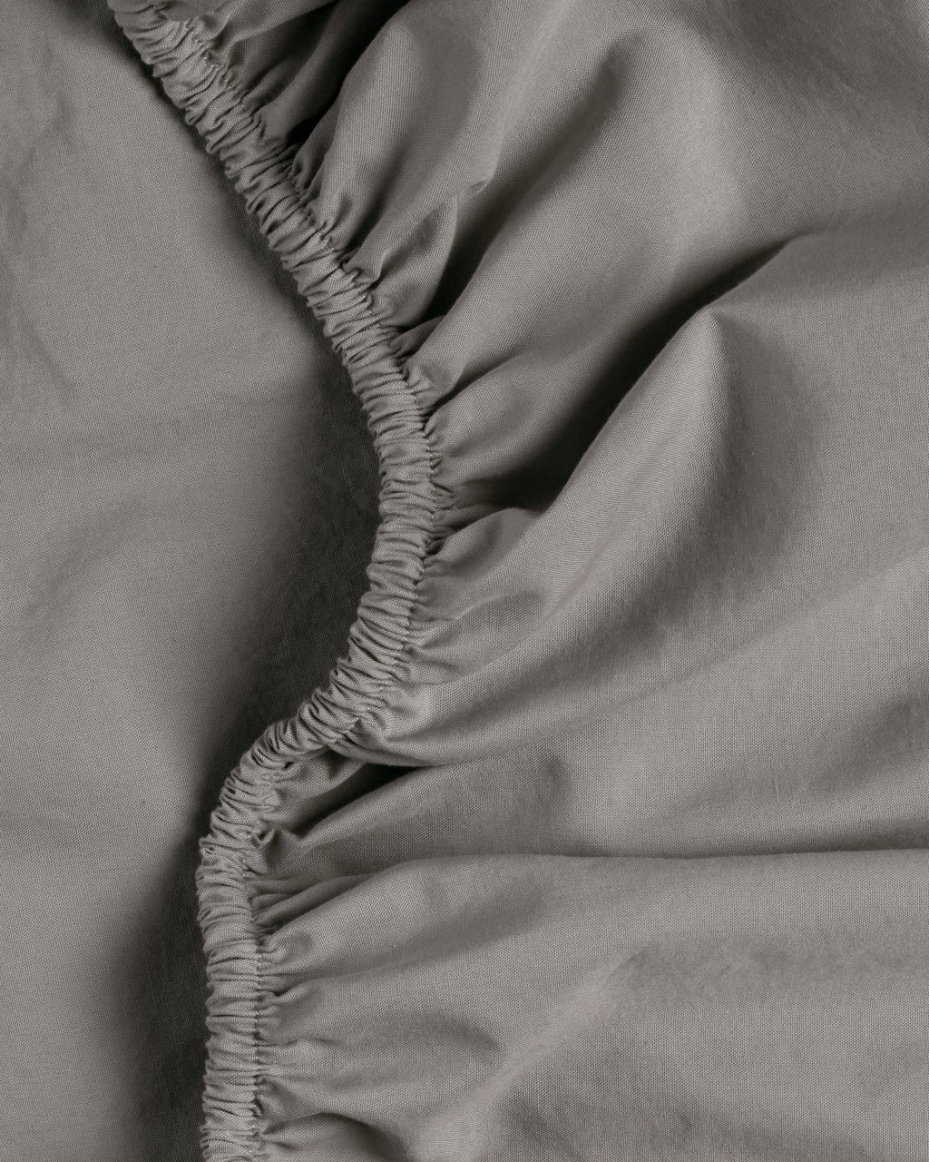 Brushed Cotton Fitted Sheet (Pebble) - Image 3