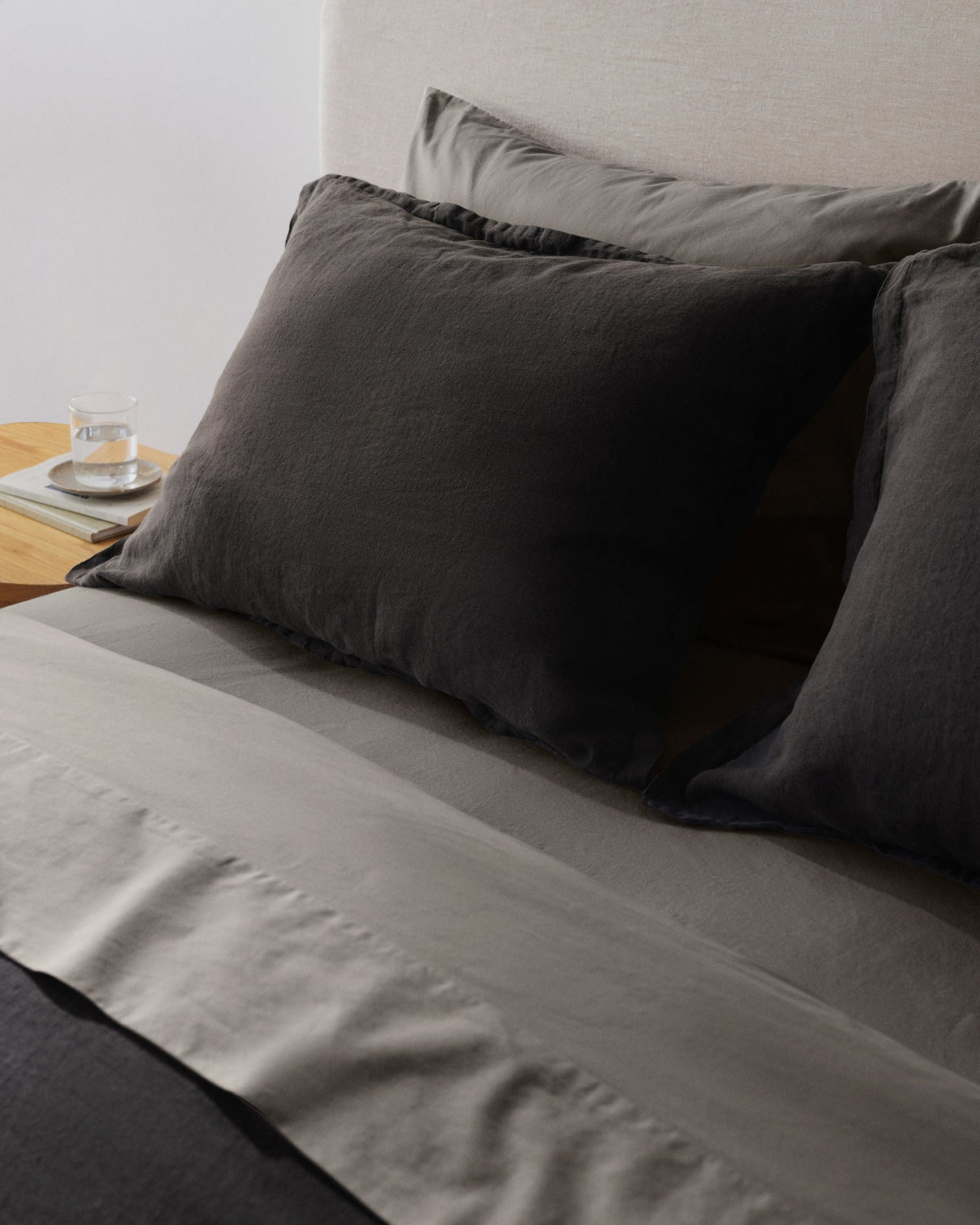 Linen Sham Set (Onyx) - Image 2