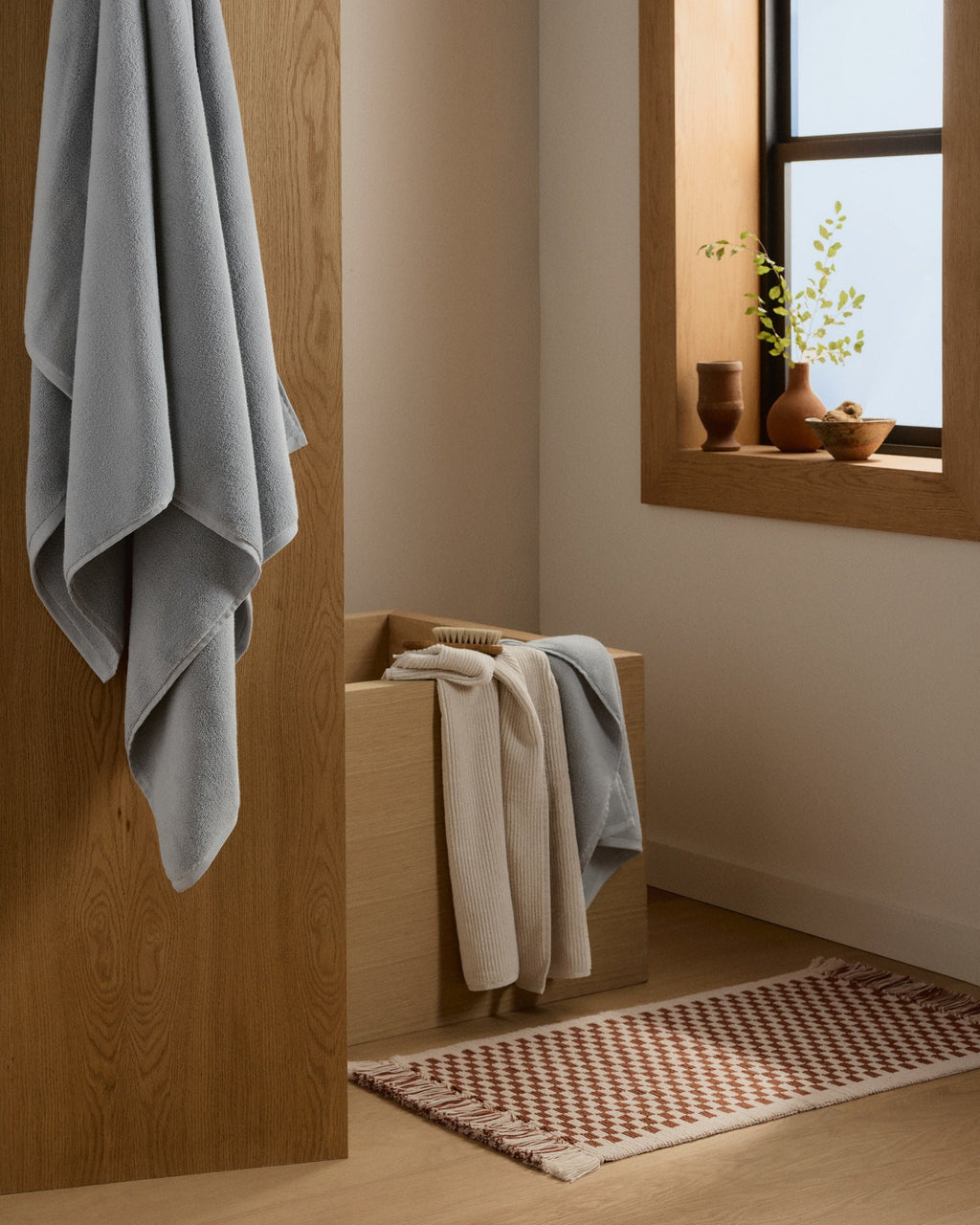 Organic Checkered Bath Rug (Natural and Tobacco) - Image 4