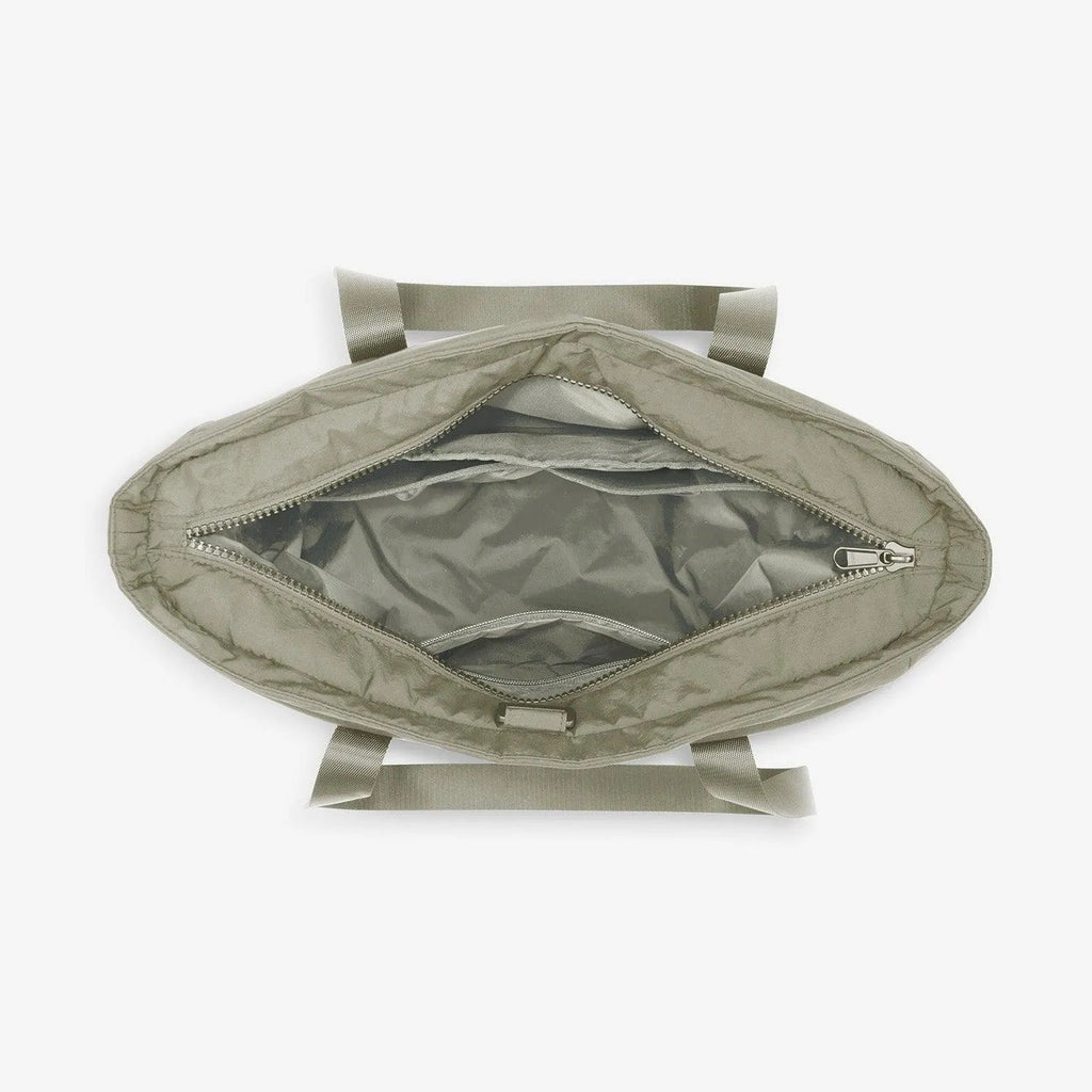 Zoraesque 18L-20L Tote - Image 38